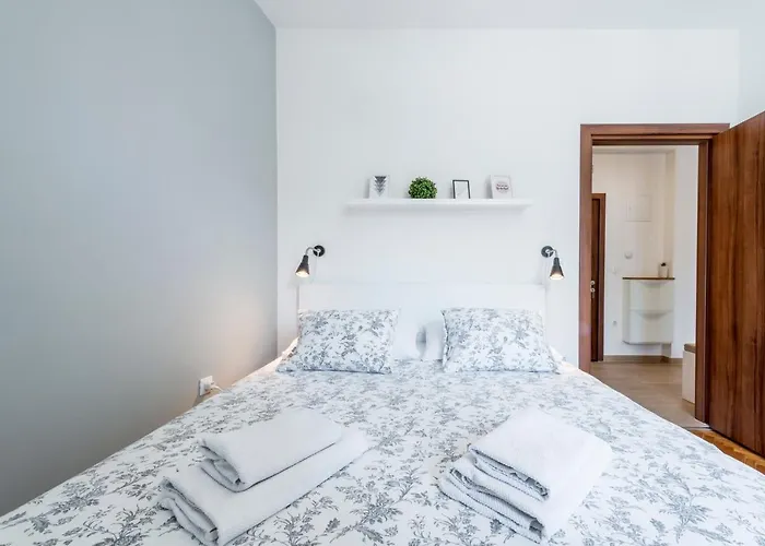 51 Street Apartment
